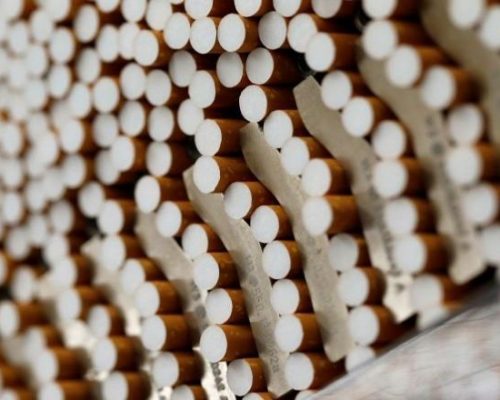 PHK di Pabrik Rokok akibat Peralihan Produksi ke Mesin