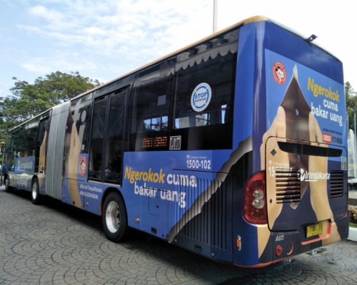 DKI Kampanye Anti Rokok di Bus Transjakarta